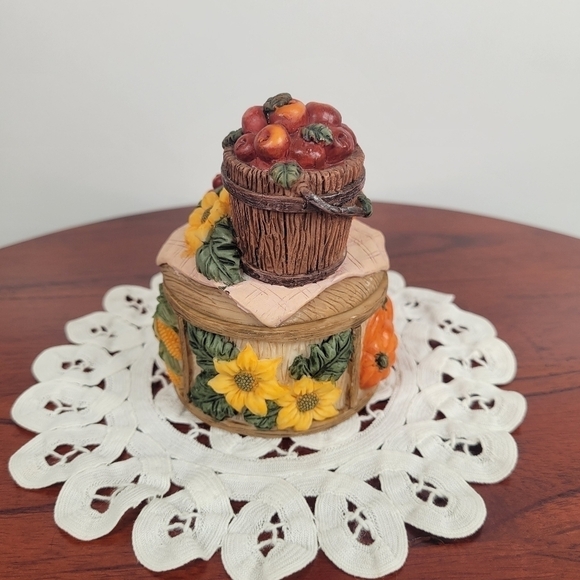 Vintage A. Richesco Corp‎ Resin 3D Autum Harvest Trinket Box 1980s - Picture 5 of 15